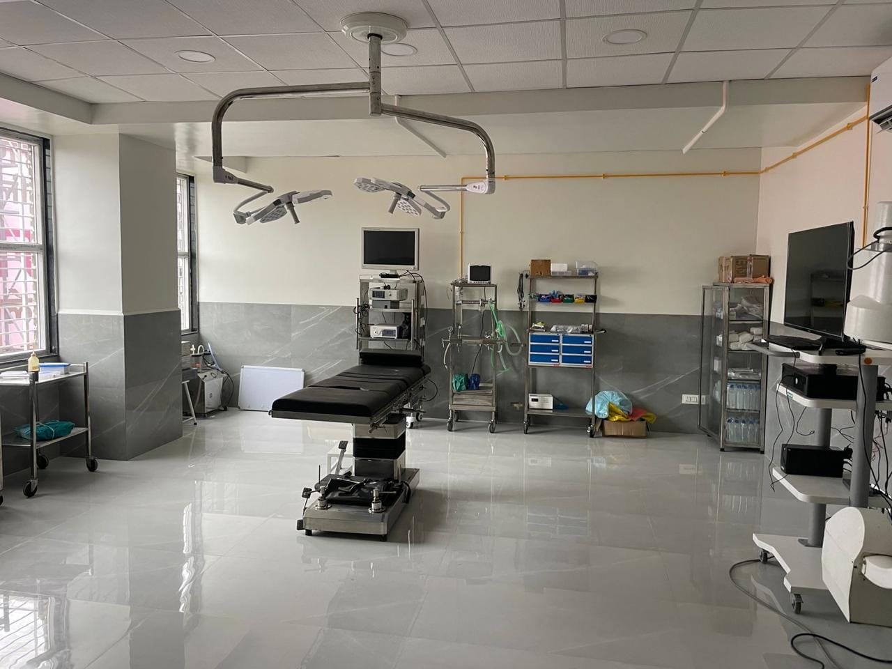 Modular Operation Theatre with sterile airflow at Gaikwad Hospital Ahmednagar for orthopedic surgeries